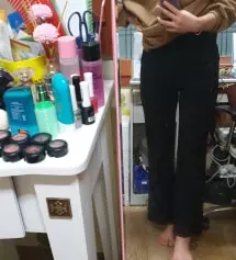 길이때문에 사기전에 많이고민했는데 정말 내가 딱 원하는 기장이에용~~ 너무 맘에들어