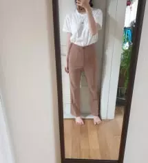 검정색으로 이미 두 개나 구매했었는데 제가 정말 사고싶었던 분홍계열이 새로 나왔다고