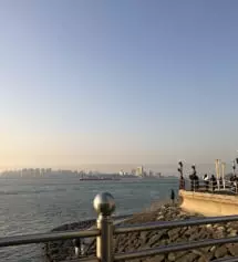 사이즈가생각보다 컸는데 엄청엄청 편해서 깜짝놀랏고
