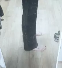 26입으면 허리는 맞는데 엉덩이랑 허벅지가 답답하고 27입으면 허리는 남고 엉덩이 허벅