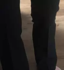 진짜 쫀쫀해요! 저한테 허벅지가 딱 맞아서 아쉽지만, 종아리에서 떨어지는 라인이 예술