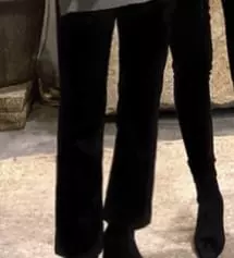 짱짱하고 편한데 몸매까지 이쁘게 잡아줘요 길이도 너무 딱 맞고 좋아요! 후기도 잘안감