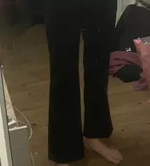 그냥 바지 자체가 편해요 ! 155살려고 했었는데 150사기를 잘한거같아요
