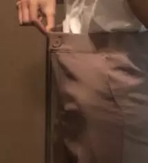 와 이거 진짜 예뻐요 ㅠㅠ 핏이 장난 아니게 예뻐요 제가 다리는 짧은 편인데 이 바지 