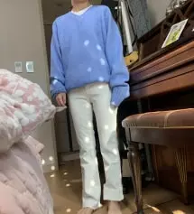핏이이쁘고 좋아요,색이 생각보다 누랬어요,,,근데 신축성 너무 좋구 안줗여도 되서 돟