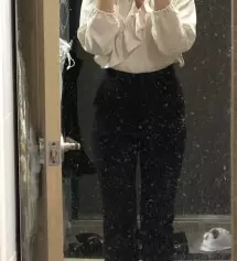 핏 개이뻐요! 허벅지 안쪽살을 더 잡아줬으면 하는 욕심에 조금 아쉽긴한데 일단 완전 