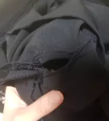 구매한지는 조금 되었지만 오늘 처음 입고 나갔어서 이제야 후기를 써요.
