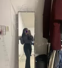 리뷰를 안 쓸래야 안쓸수가 없어요ㅠ 일단 제 키는 딱 155cm이구요 기장은 아주 딱 맞아