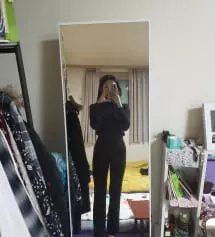 가격이 너무 저렴해서 별 기대안했는데, 가성비 완전 좋은듯싶어요!! 스판성도 좋아서 