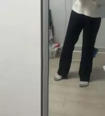 바지는 진짜 편하고 네이비 색이라 블랙다음으로 손 많이갈 것 같아용! 근데 제 키(154