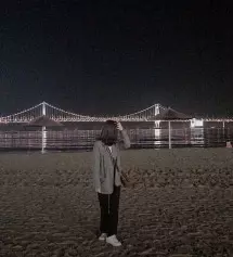 키 작고 마르신분들 입으면 딱 저 정도 핏 나올거에용~~ 너무 예뻐서 다른색 지르러갑니