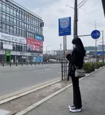 키에 비해 다리가 긴 편이라 보통 m 사이즈 입는데, 길게 입으려고 165 버전 s 사이즈 