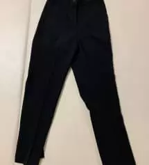 키가 작아서 맞는 사이즈 찾기 힘들었는데 딱 맞고 좋네요 앞으로 자주 입을꺼같아요!
