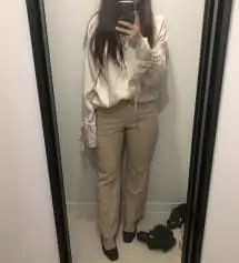 블랙이랑 베이지 삿는데 베이지는 반품햇어요
