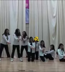 너무 편해서 댄스 동아리 활동 할 때도 입고 했어요
