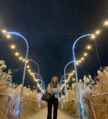 키 153이시면 155 xs나 s사셔도 될 거 같아용 스판이있어서 생각보다 편하고 길이도 딱