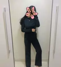 처음에 S 샀다가 일자 느낌으로 입고 싶어서 M으로 다시 샀어요!
