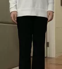 키가 150 155 사이라서 뭐 살까 많이 고민했는데 150으로 사길 잘한 거 같아요^^
