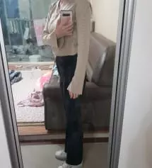 진짜 키에 딱맞게 제작되어서 너무 맘에 들고 허리 얇아보여서 좋아용 봄에 자주 입을거