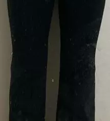 여러분들 평소 사는 사이즈보다 한치수 작은거 사세요!
