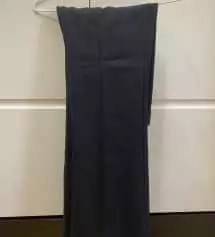 앉았을 때 편하게 입으려고 한사이즈 크게 주문했어요 스판도 좋고 배송도 빨랐어요 근