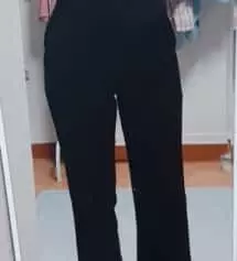 XS가 품절나서 S로 구입했는데 스판기 덕분인지 나쁘지 않았어요!
