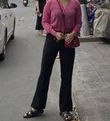 사실 부츠컷 두려움 반 기대 반에 샀는데,, 너무 좋아요!! 다들 날씬해보인다고 하네요