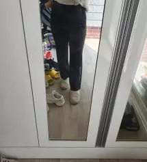 키가 160인데 155 사니깐 다리 길이 딱 맞았어요! 핏 진짜 이뻐요ㅠㅠ 다리도 길어보이