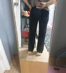 키.155 몸무게50~52 하체쪽에 살이몰려있는경우라 M사이즈샀는데.역시나👍..무슨슬랙스