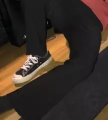 핏 예쁘네요 좋아요 근데 엉덩이 쪽에 보풀이 좀 생겨요
