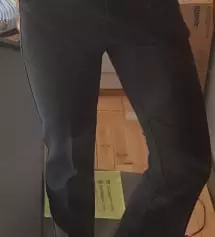 인터넷에서 바지 사는거는 처음이라 솔직히 길이 안 맞을거 같았는데 맞아서 매우 놀랐