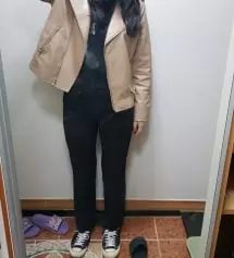 정말 최곱니다..! 깔별로 사고싶을정도로 너무나도 예쁩니다ㅠㅠ 다리가 짧은 체형인데