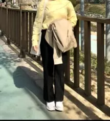 바지 쫀쫀하고 엄청 좋아요 !! 사람들이 왜 사는지 알겠어요 !! 
