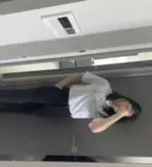 인터넷으로 슬랙스 첨 사봤는데 너무 잘맞고 좋아요 ! 다른색 또 사볼까 생각중이에요!