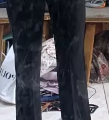 진짜 굳입니다 색깔별로 사려구요 엉덩이가 좀 부각되는거 같기도 한데
