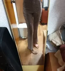 아이보리를 전에 구매했었는데요 아이보리보다 주머니도 작고 통도 허리도 길이도 다 조