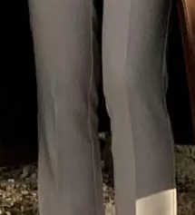 모카베이지 색 넘 이쁘고 기장이 살짝 길었으먄 했는데 딱 원하는 기장이었어요!  입고