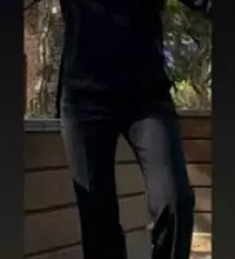 하체비만인데 엄청 잘 늘어나서 그런지 편한데다가 예쁘기까지해요ㅜㅠㅠㅠㅠㅠㅠ데일리