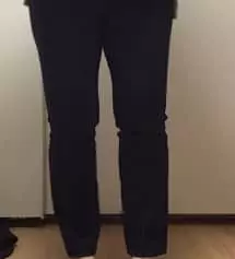 딱맞는 옷을 좋아해서 조금 작게 샀는데 살좀 더 빼고 입으면 더 좋을 것 같네요.핏도 