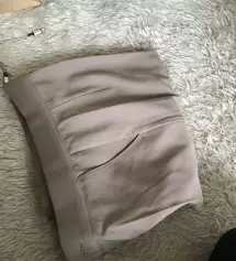 제가 허리에 비해 허벅지가 두꺼운편이어서 그런지 허벅지가 조금 타이트 하더라구요ㅜ