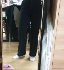 길이감도 좋고 다 좋은데 두꺼운 재질에 비해서 좀 타이트하네요 하지만 규ㅣ찮아서 그