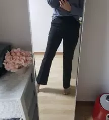 역시 기본템~ 3개나 샀는데 그 중 가장 마음에 들어요! 세미부츠컷이라 핏도 예쁘고 기