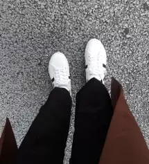 역시 리뷰 1위 아이템 인정합니다~~~~ 스판 좋고 주머니나 지퍼부분도 깔끔하고 좋아요