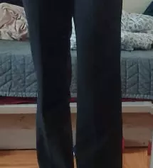 M샀는데 허리가 생각보다 좀 커요 ! 완전 하이웨이스트라 그런가 허리가 좀 위에있는 편