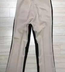 2019년 11월에 구매했던 검정 모찌슬랙스 핏이 너무 맘에들어 이번에는 베이지로 구매했