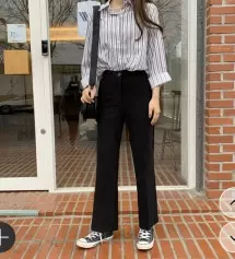 검은색 s사이즈 사는데 조금 작아서 아쉽네요 
