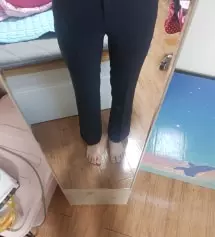 넘넘 이쁘고 편한데 단추구멍 막힌채로왓어요...자취생이라 쪽가위?없는데 ㅜㅜ 좀더꼼