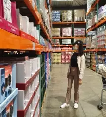 처음에 블랙 색상 주문해서 입고, 모카베이지 재구매했습니다.
