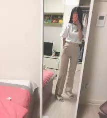 허리나 다리 통 때문에 맨날 슬렉스 입으면 아빠옷이나 누구 옷 뺏어 입은 핏이었는데,