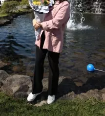 저는 키 153cm에 55정도 입음.
